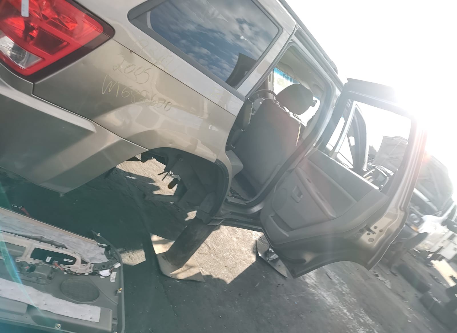 Refacciones originales para Isuzu