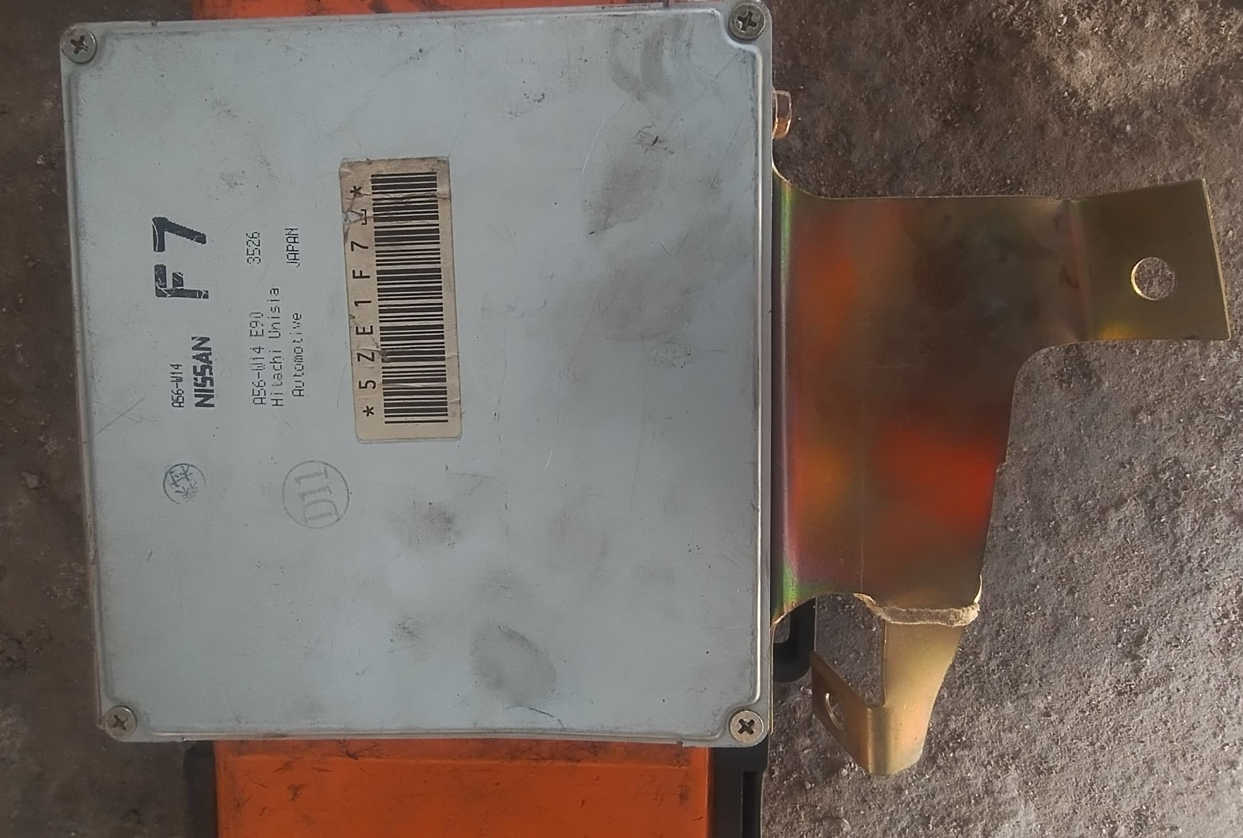 Computadoras originales para Nissan