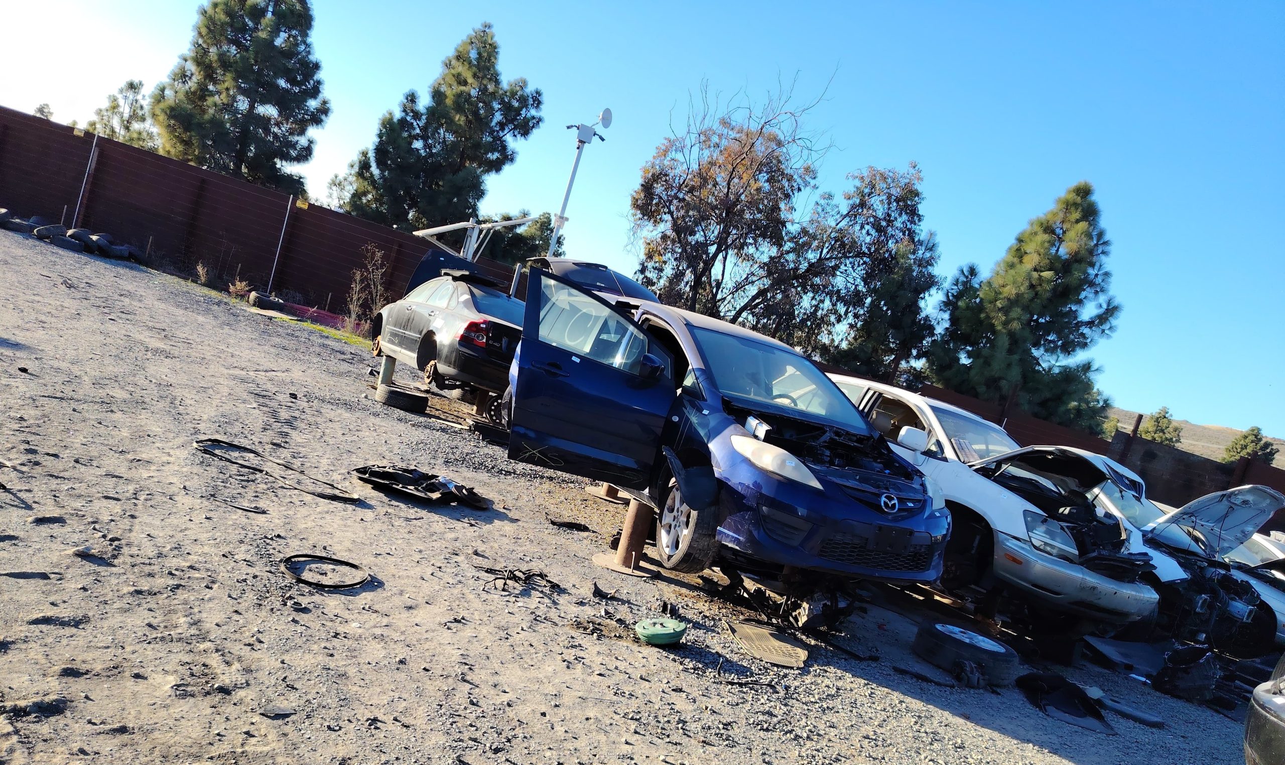 Refacciones seminuevas para Mazda