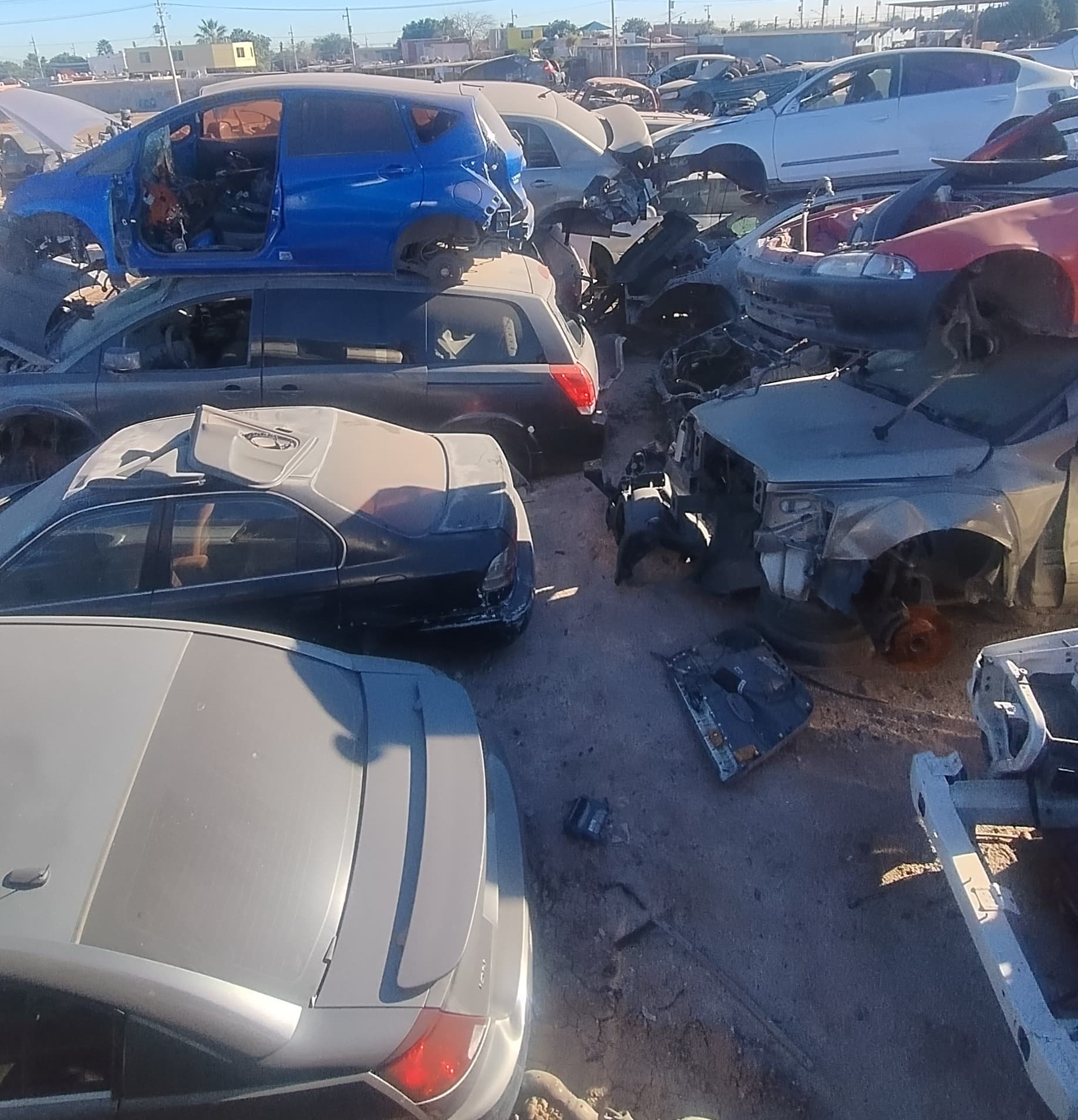 Autopartes de Isuzu Axiom Originales