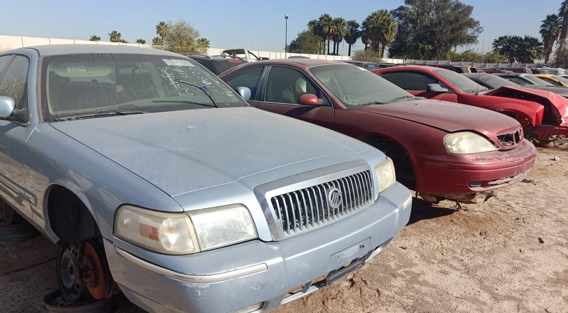 Venta de refacciones seminuevas para Mercury