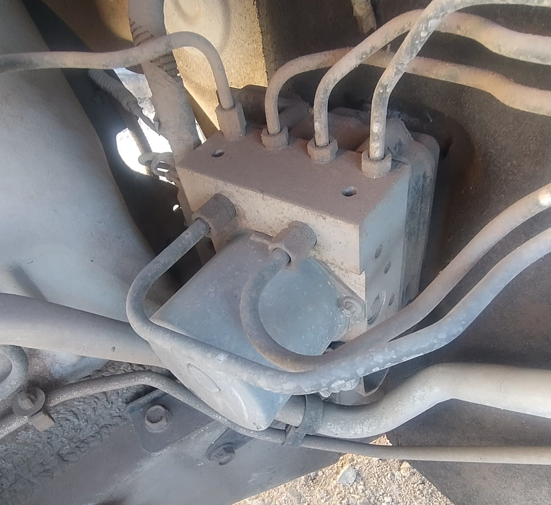 Módulos ABS seminuevos para Jeep Wrangler