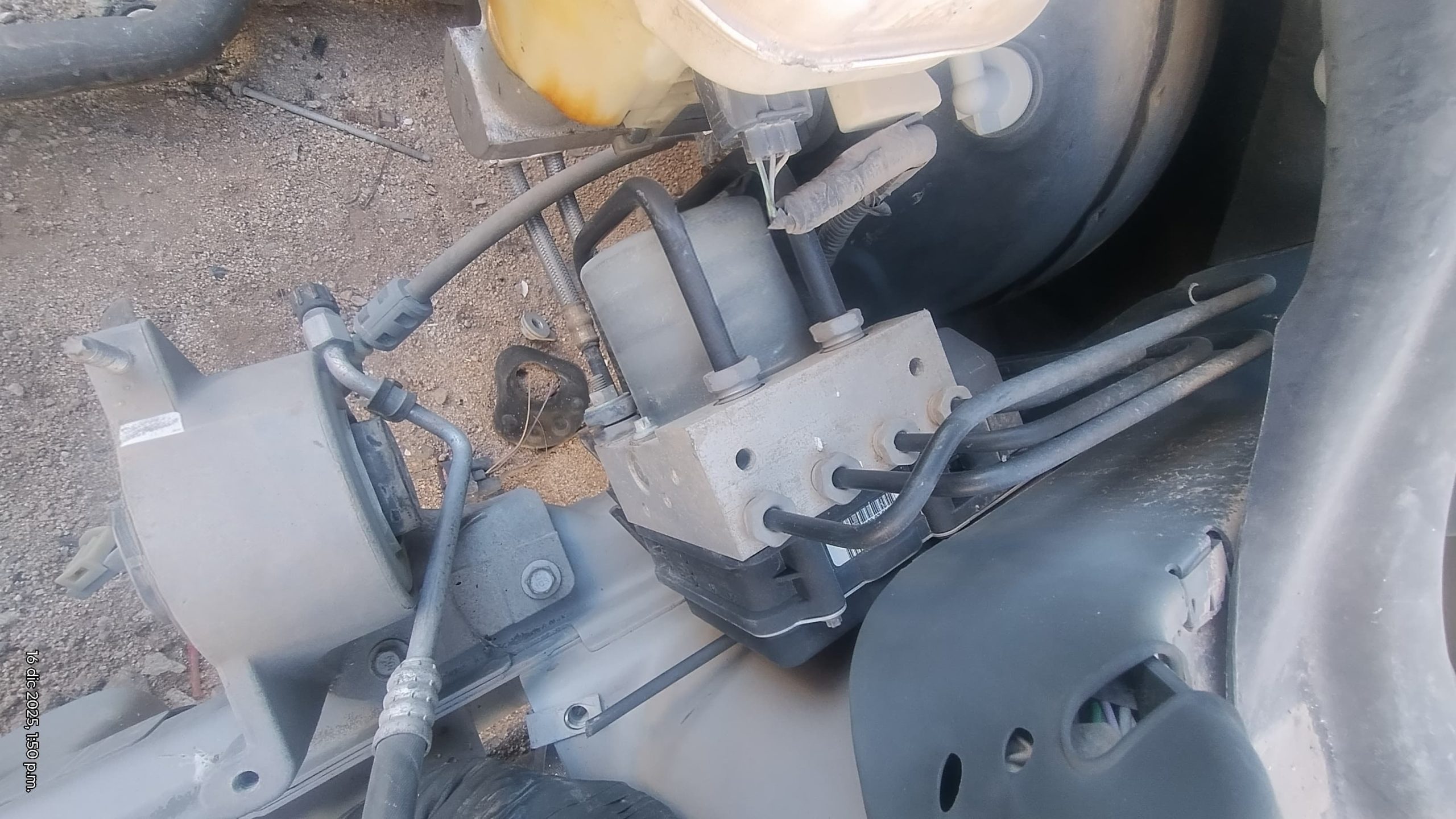 Módulos ABS seminuevos para Ford Escape