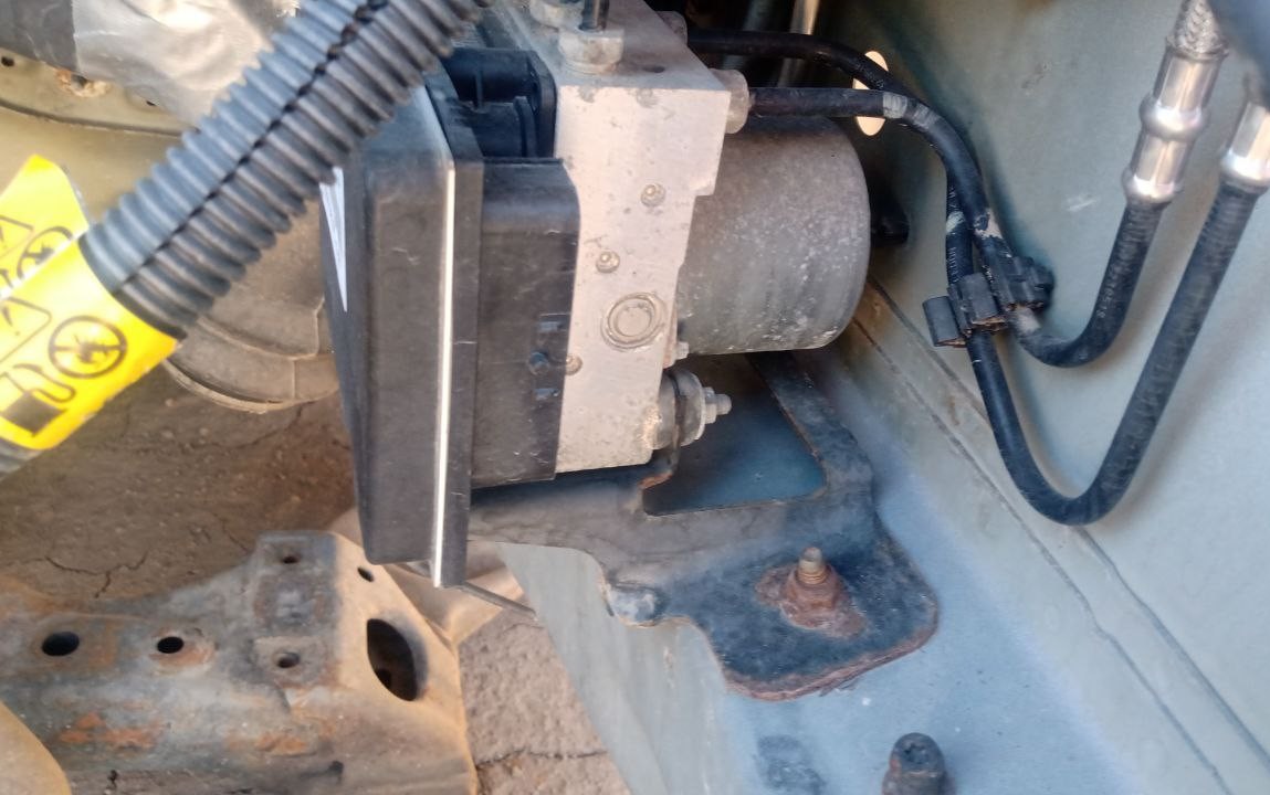 Módulos de ABS seminuevos para Nissan