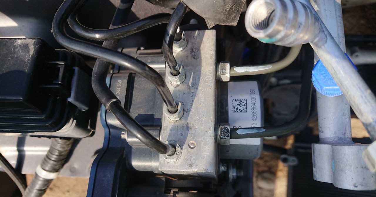 Módulos de ABS para Isuzu Axiom seminuevos