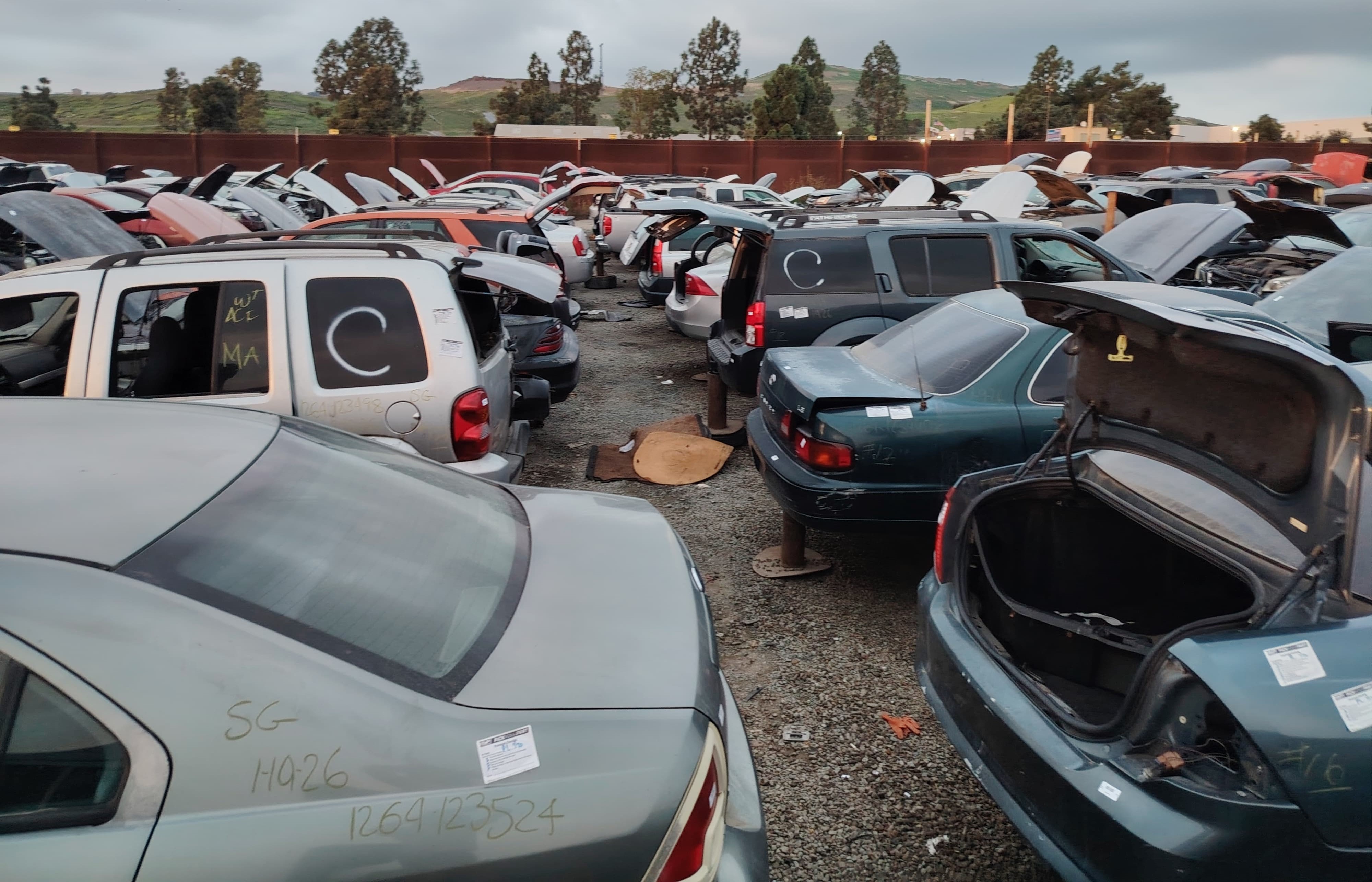 Autopartes originales para Dodge Durango